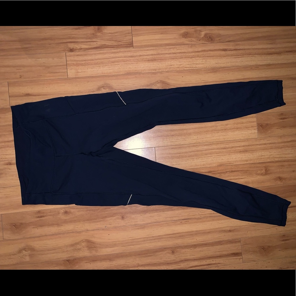 Navy Blue Size 6 Fast&Free Leggings 28” (i think)